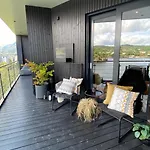 Ea Villa